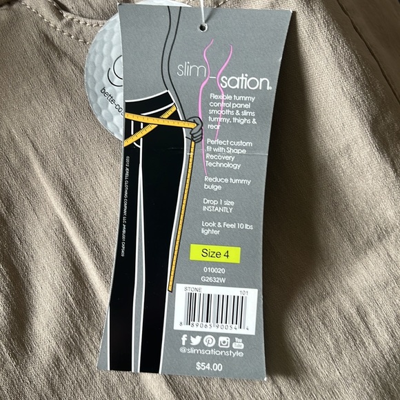 Slim-sation Walking Shorts size 4 - Picture 6 of 6